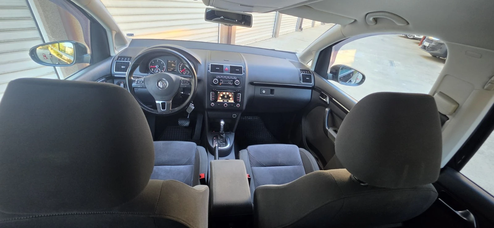 VW Touran HIGHLINE 2.0 140 dsg | Mobile.bg � ����������� 12