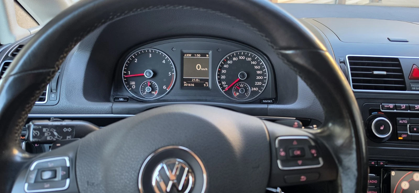 VW Touran HIGHLINE 2.0 140 dsg | Mobile.bg � ����������� 11