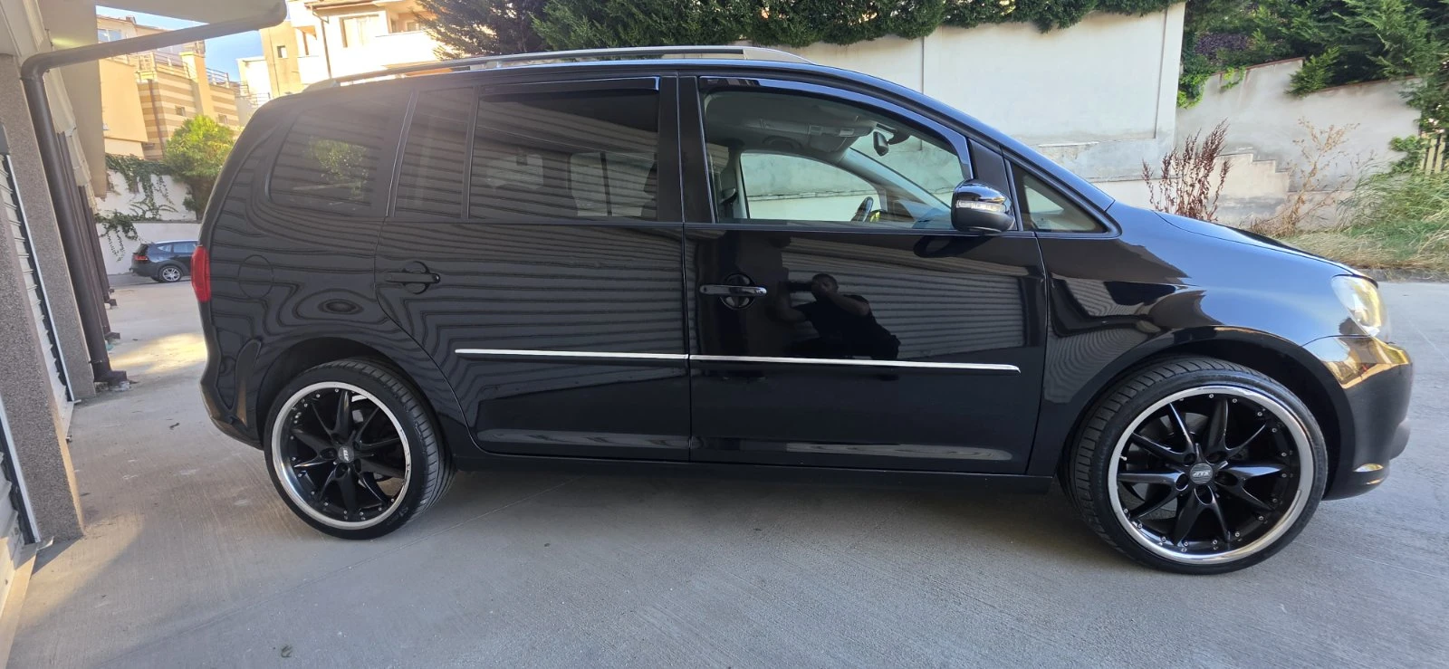 VW Touran HIGHLINE 2.0 140 dsg | Mobile.bg � ����������� 5