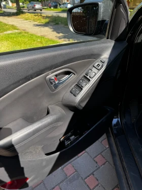 Hyundai IX35 2.0 136 к.с. 4х4, снимка 9