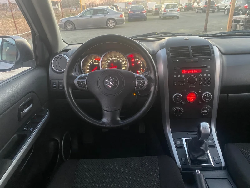 Suzuki Grand vitara 2.4, снимка 9 - Автомобили и джипове - 48383491