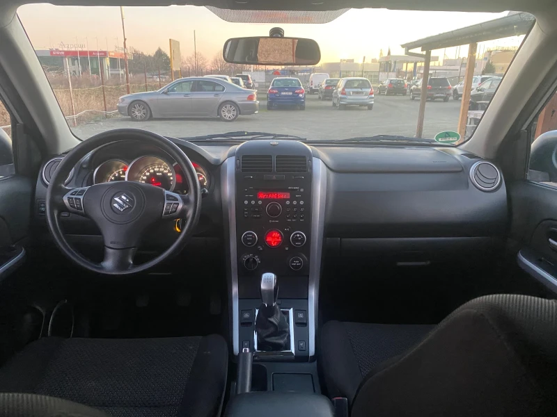 Suzuki Grand vitara 2.4, снимка 8 - Автомобили и джипове - 48383491