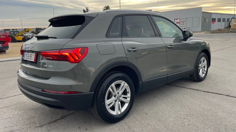 Audi Q3 35 2.0tdi, снимка 5 - Автомобили и джипове - 48651233