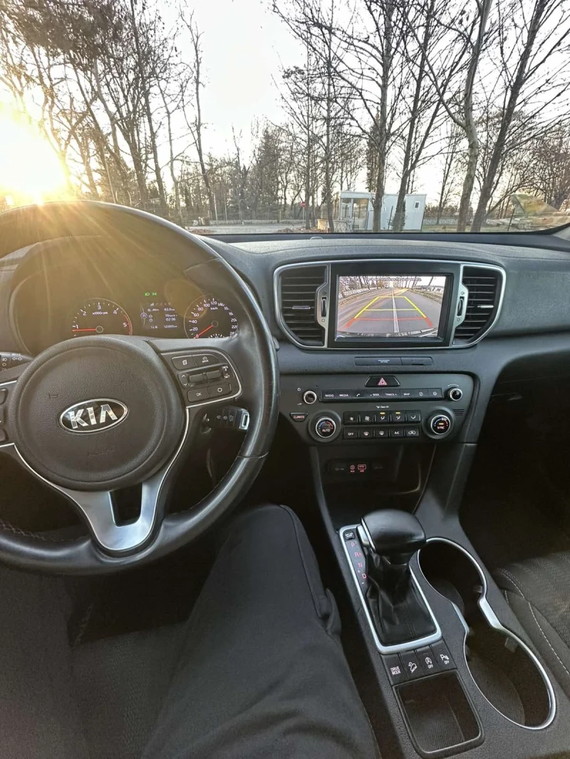 Kia Sportage Navi , Автоматик , Камера , снимка 7 - Автомобили и джипове - 49033074