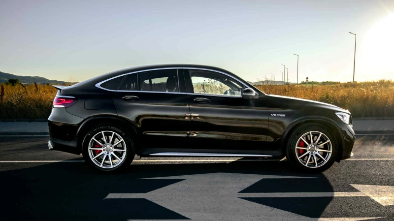 Mercedes-Benz GLC 63 AMG S 4MATIC+ /Stage 2+ /Digital/Multibeam/Burmester, снимка 6 - Автомобили и джипове - 50610143