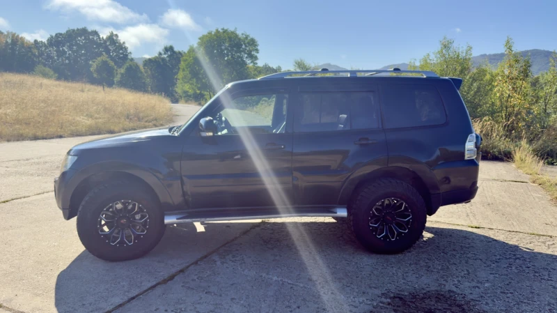 Mitsubishi Pajero, снимка 4 - Автомобили и джипове - 52519899