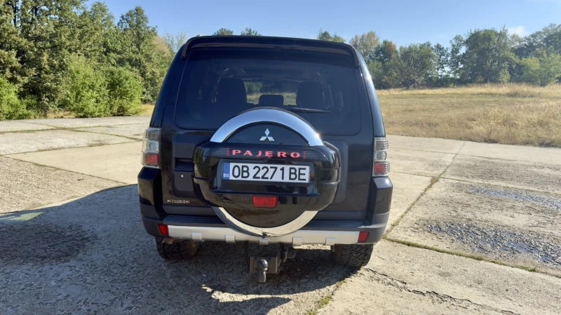Mitsubishi Pajero, снимка 2 - Автомобили и джипове - 52519899