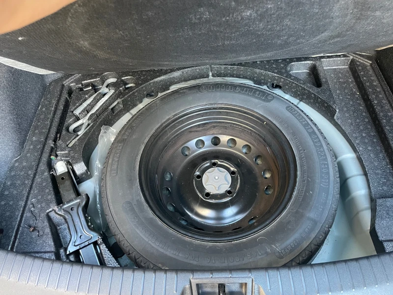 Nissan Qashqai 2.0i НАВИГАЦИЯ CarPlay ФЕЙСЛИФТ, снимка 16 - Автомобили и джипове - 51949006