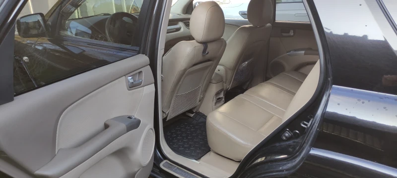 Kia Sportage, снимка 7 - Автомобили и джипове - 52700011