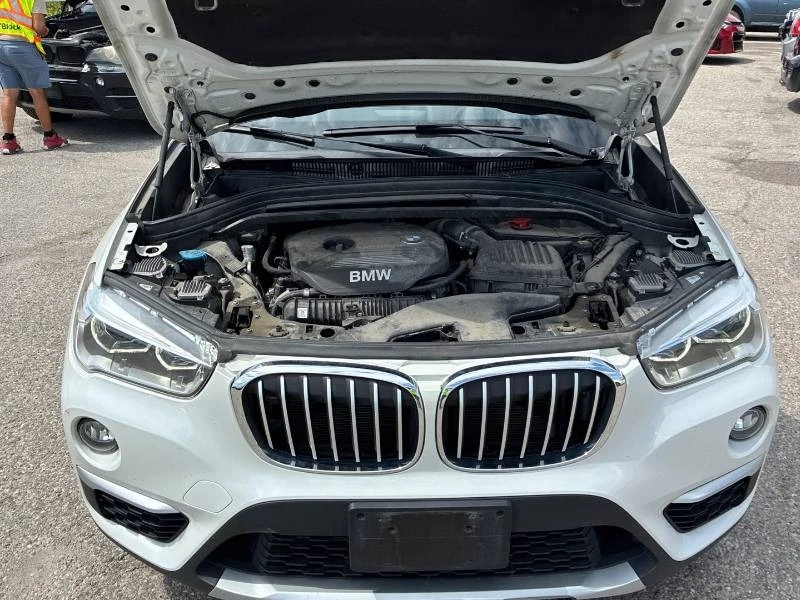 BMW X1 * xDrive28I * 2 КЛЮЧА * PANO * CARFAX, снимка 16 - Автомобили и джипове - 55601816