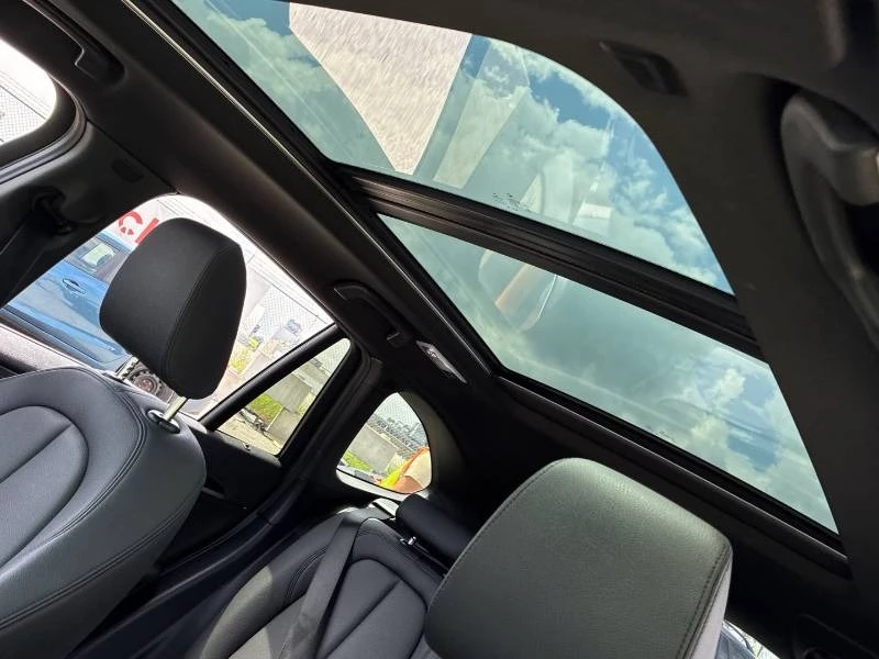 BMW X1 * xDrive28I * 2 КЛЮЧА * PANO * CARFAX, снимка 14 - Автомобили и джипове - 55601816