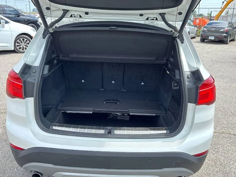 BMW X1 * xDrive28I * 2 КЛЮЧА * PANO * CARFAX, снимка 17 - Автомобили и джипове - 55601816