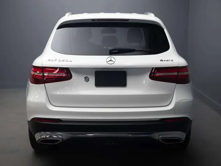 Mercedes-Benz GLC 350 350e 4MATIC Plug in Hybrid* ЛИЗИНГ, снимка 4 - Автомобили и джипове - 55704588