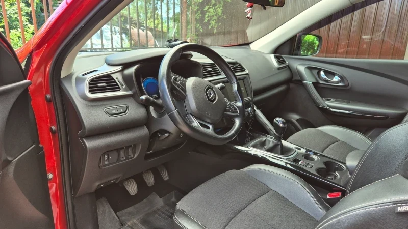 Renault Kadjar 1.5 DCI, снимка 7 - Автомобили и джипове - 55939633