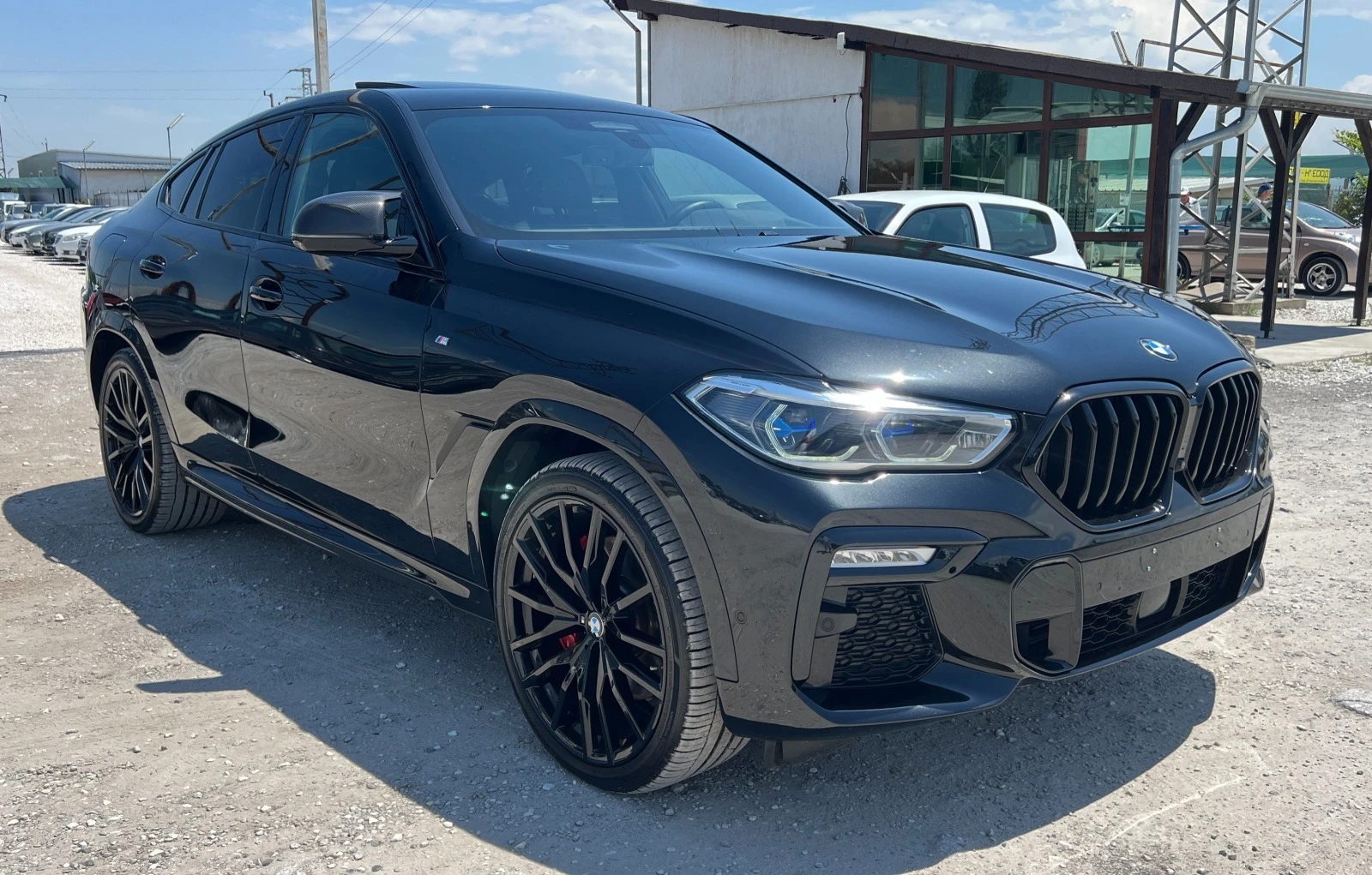 BMW X6 3.0 D XDRIVE-286 к.с./R22/LASER/ОБДУХВАНЕ/ПАНОРАМА - изображение 3