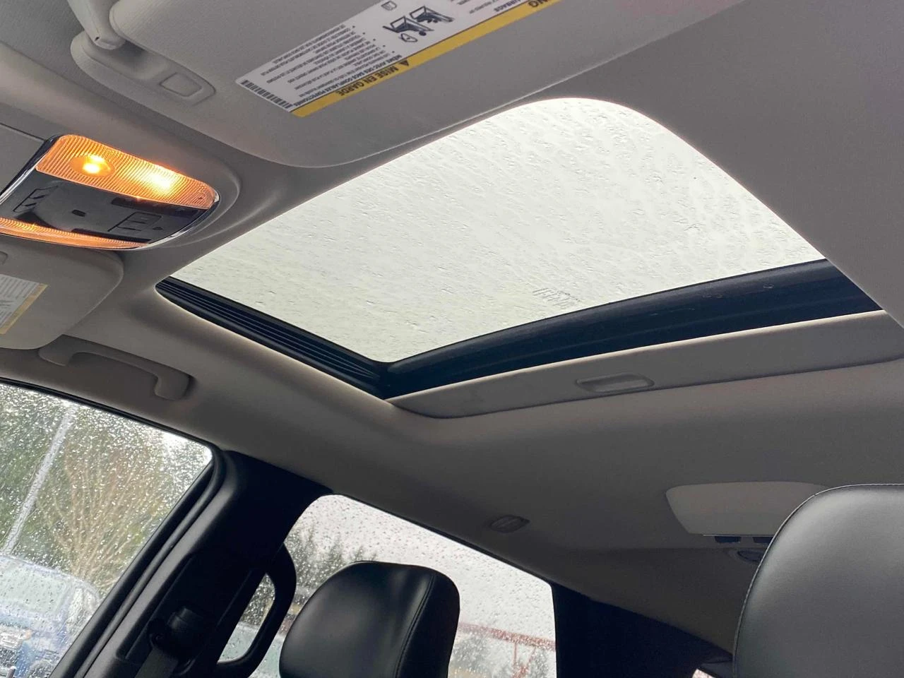 Dodge Durango Limited* Шибедах* Подгрев* 5.7* Камера* AWD - изображение 9