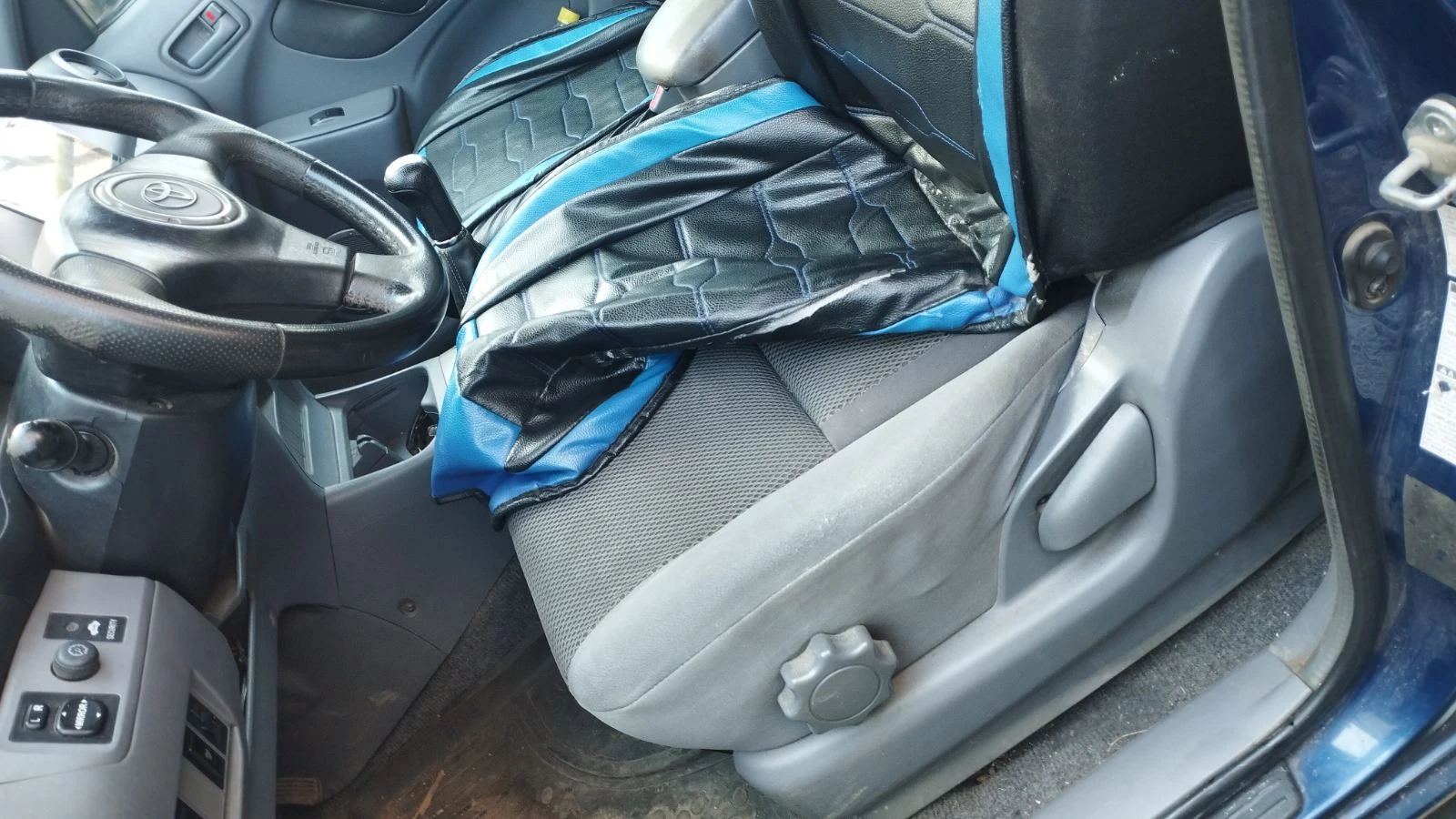 Toyota Rav4 D4D, снимка 10 - Автомобили и джипове - 53221669