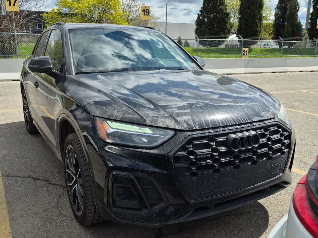 Audi Q5 S LINE/Progressiv/CARFAX/Панорама/2 Ключа/Подгрев/, снимка 2 - Автомобили и джипове - 54389411