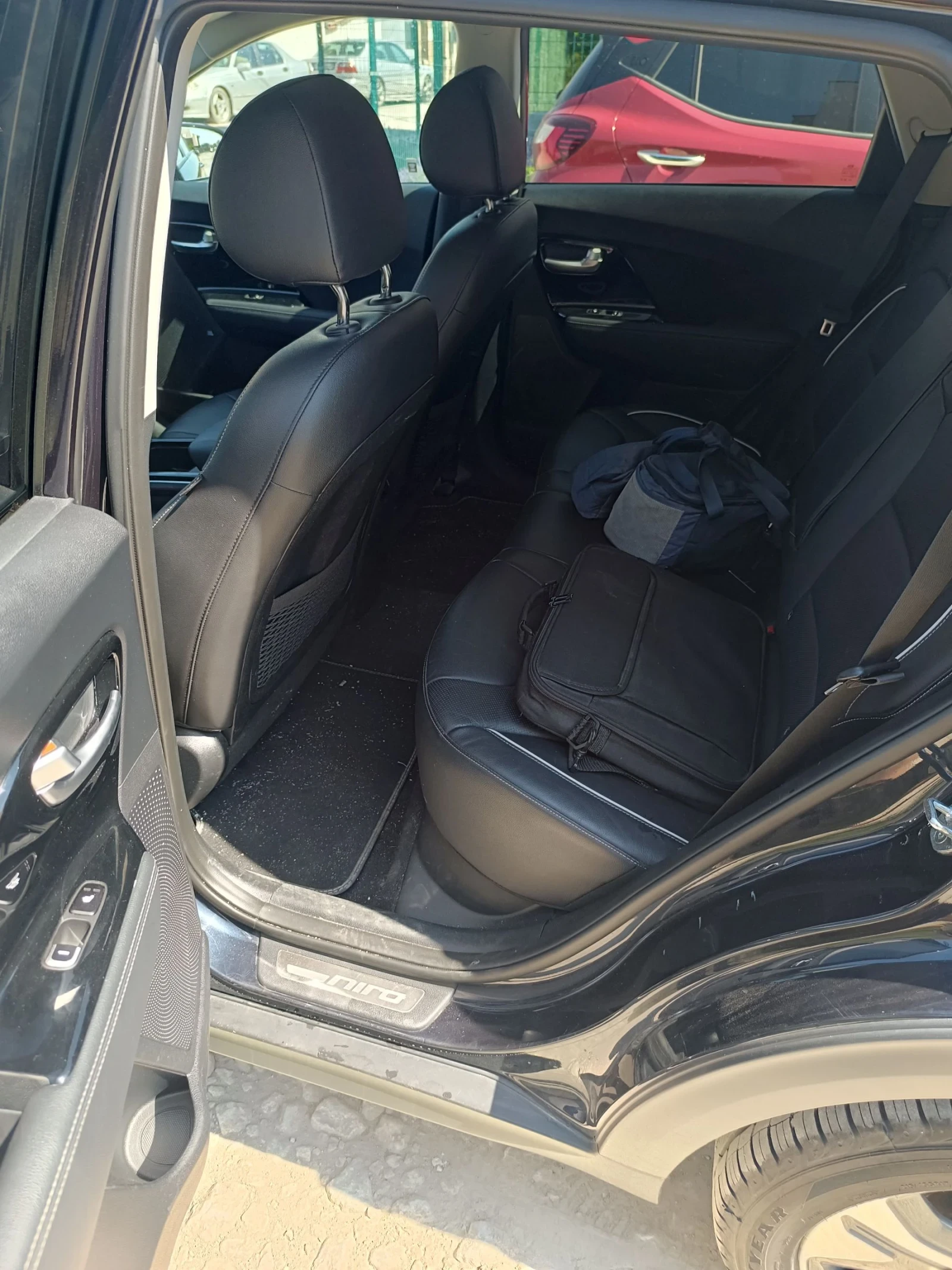 Kia Niro EV, 64kw EXECUTIVE, снимка 8 - Автомобили и джипове - 54943229