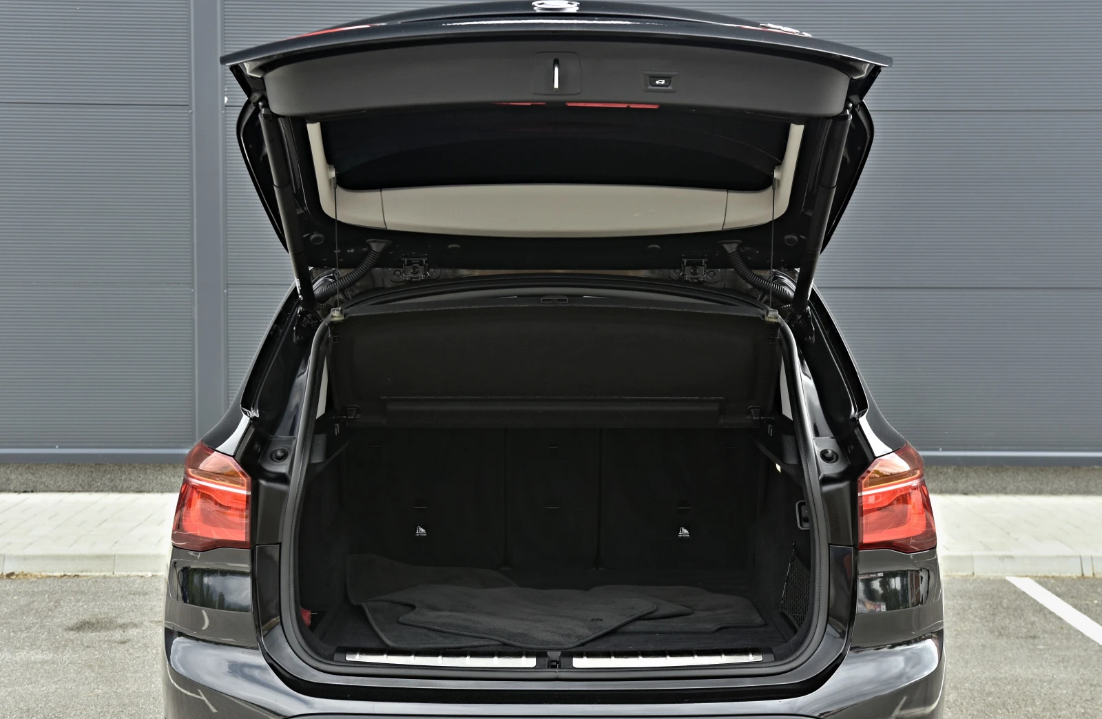 BMW X1 1.8 sdrive, снимка 7 - Автомобили и джипове - 54943971