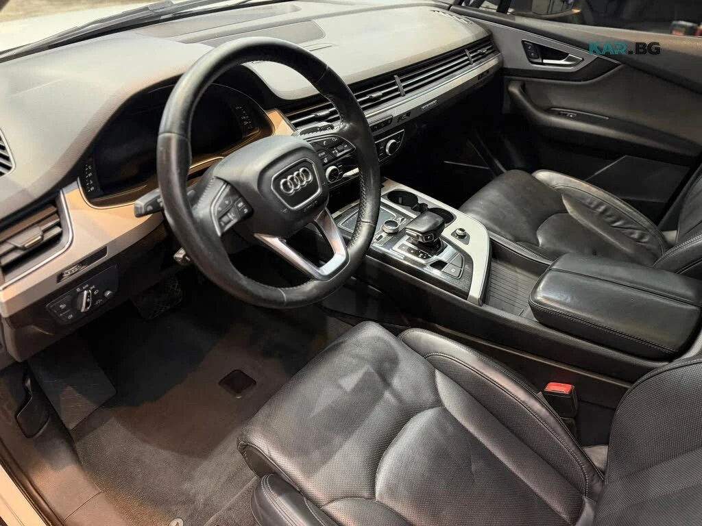 Audi Q7 Масаж * Adaptive Cruiz * АвтоКредит * (ЦЕНА ДО БГ), снимка 6 - Автомобили и джипове - 55001759