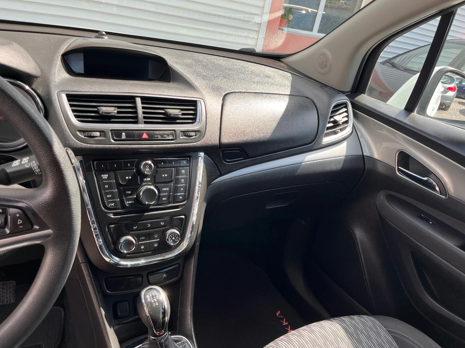 Opel Mokka 1.6 , снимка 6 - Автомобили и джипове - 55091932