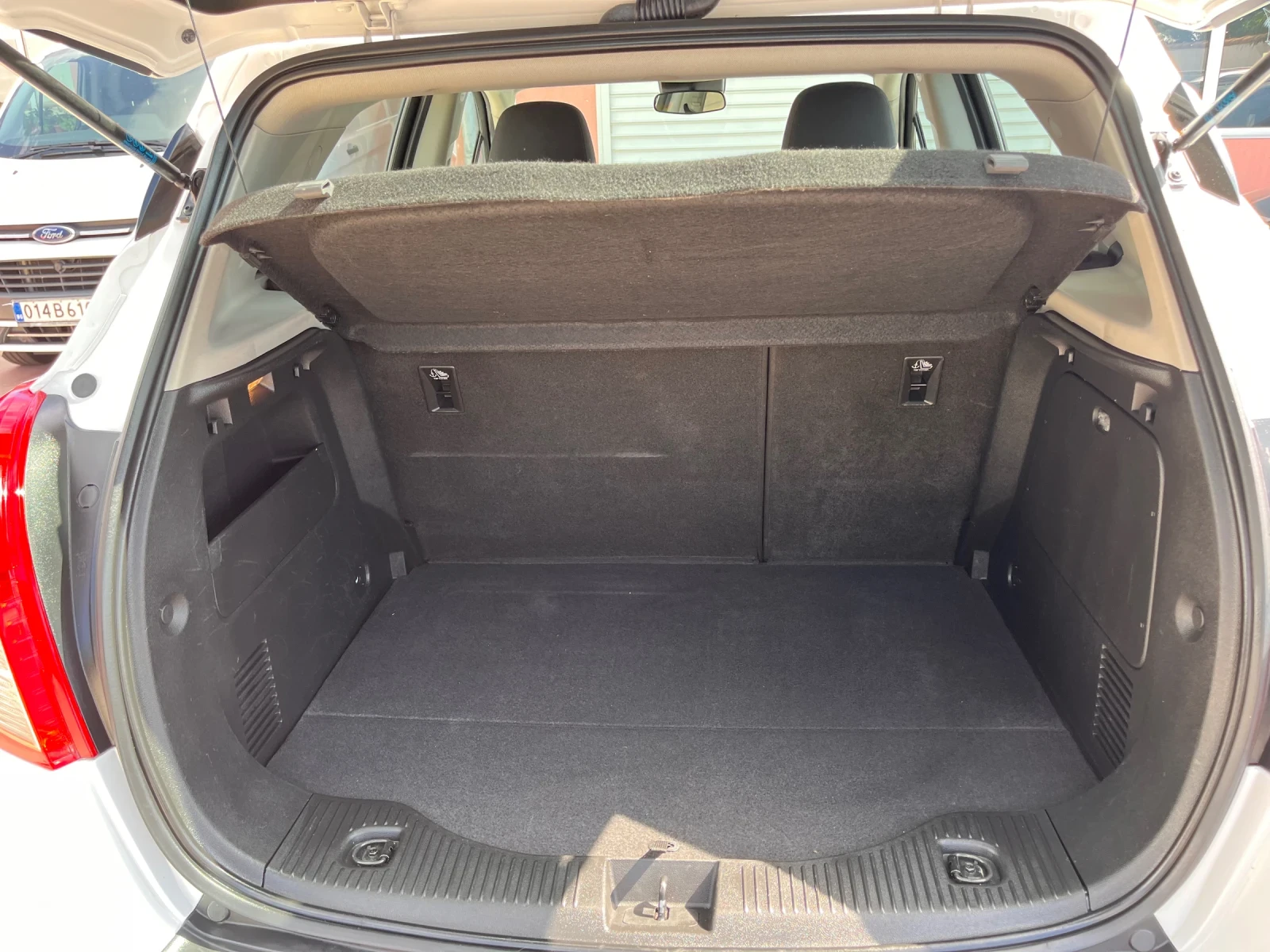 Opel Mokka 1.6 , снимка 9 - Автомобили и джипове - 55091932