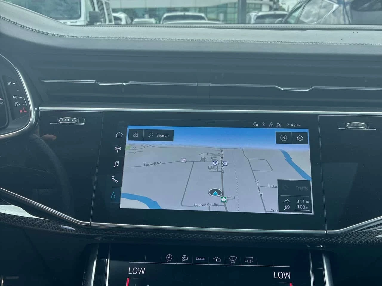 Audi SQ7 * Premium Plus * CARFAX * БЕЗ ПЪРВОНАЧАЛНА ВНОСКА, снимка 9 - Автомобили и джипове - 56243808