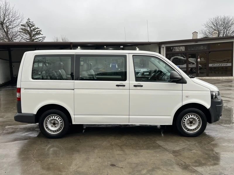 VW Transporter 2.0TDI 9 МЕСТА ЛИЗИНГ, снимка 4 - Бусове и автобуси - 48490005