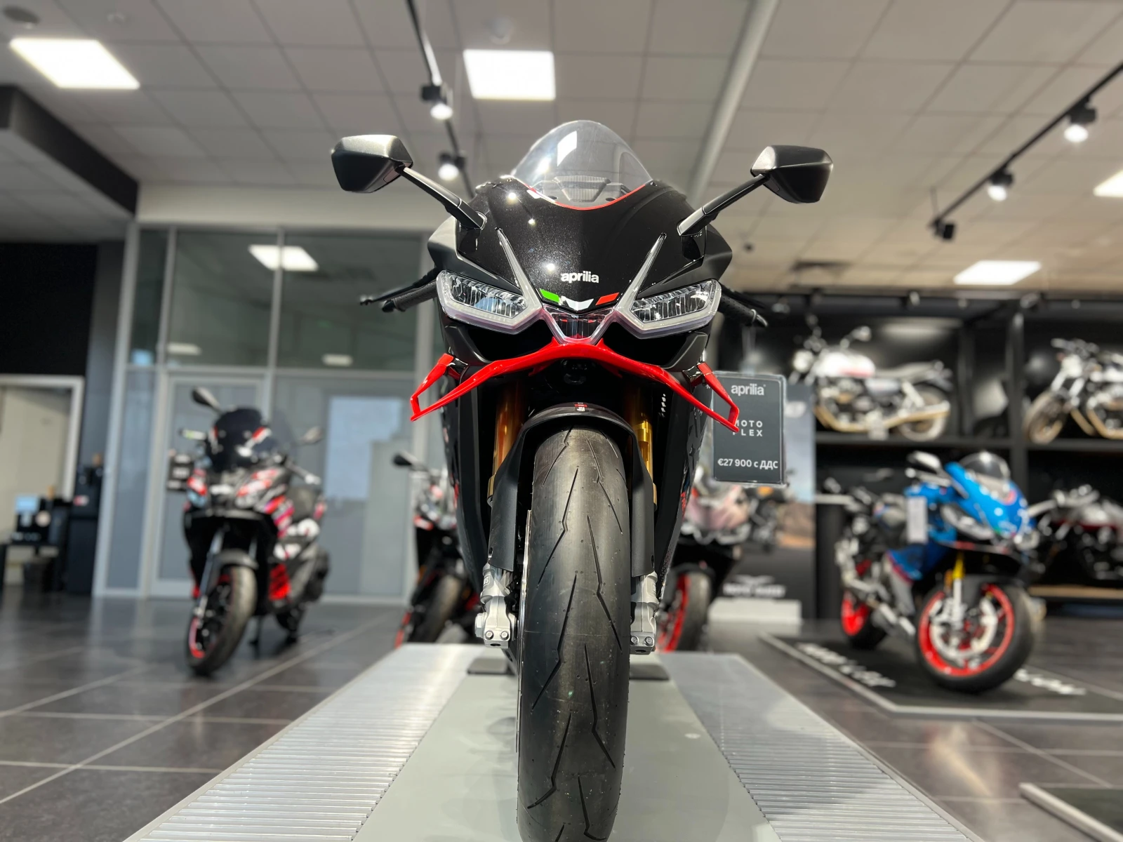 Aprilia RSV4 1100 Factory, снимка 8 - Мотоциклети и мототехника - 53999160