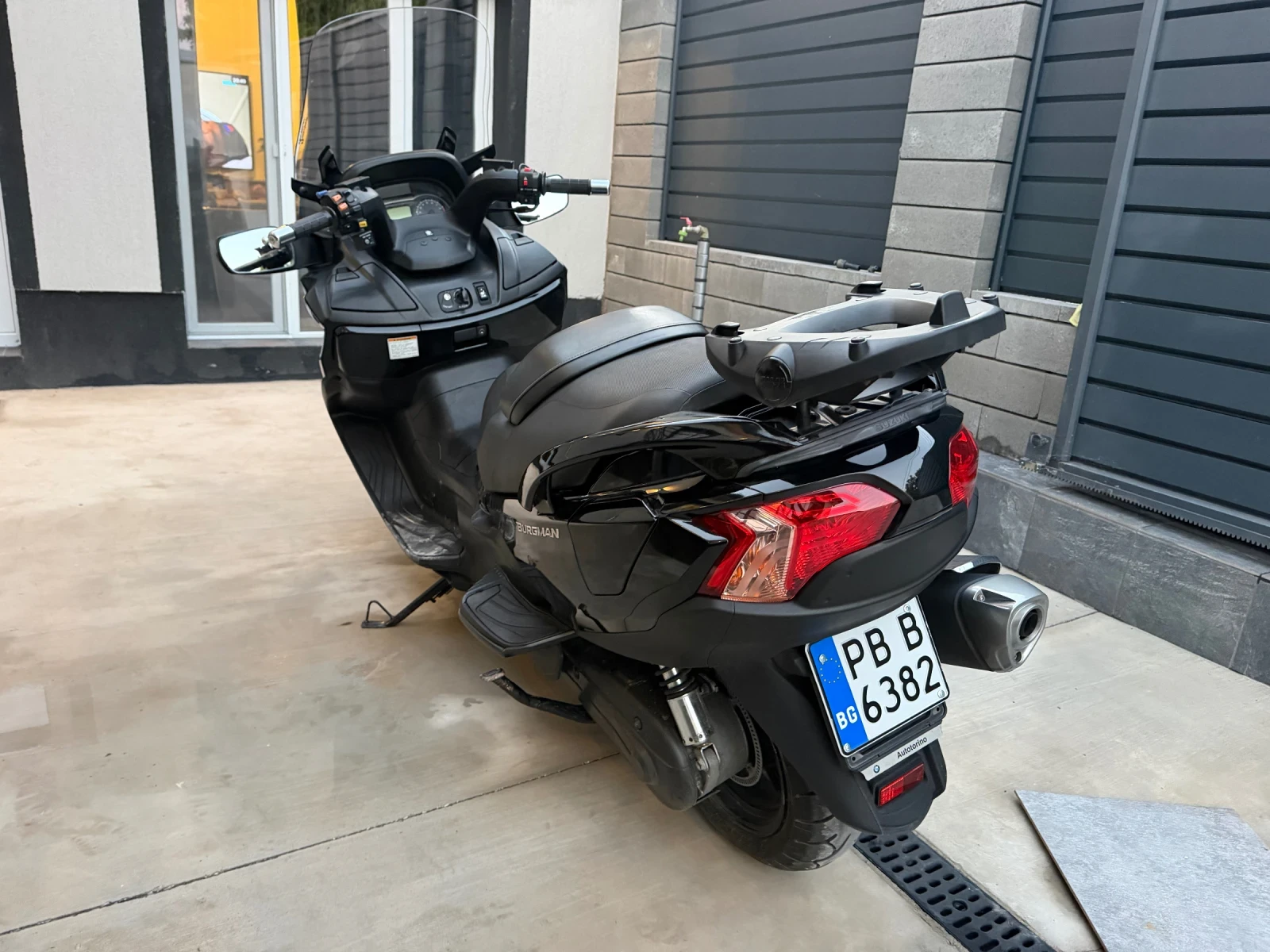 Suzuki Burgman 2015 Executive подгрев, снимка 3 - Мотоциклети и мототехника - 55660273