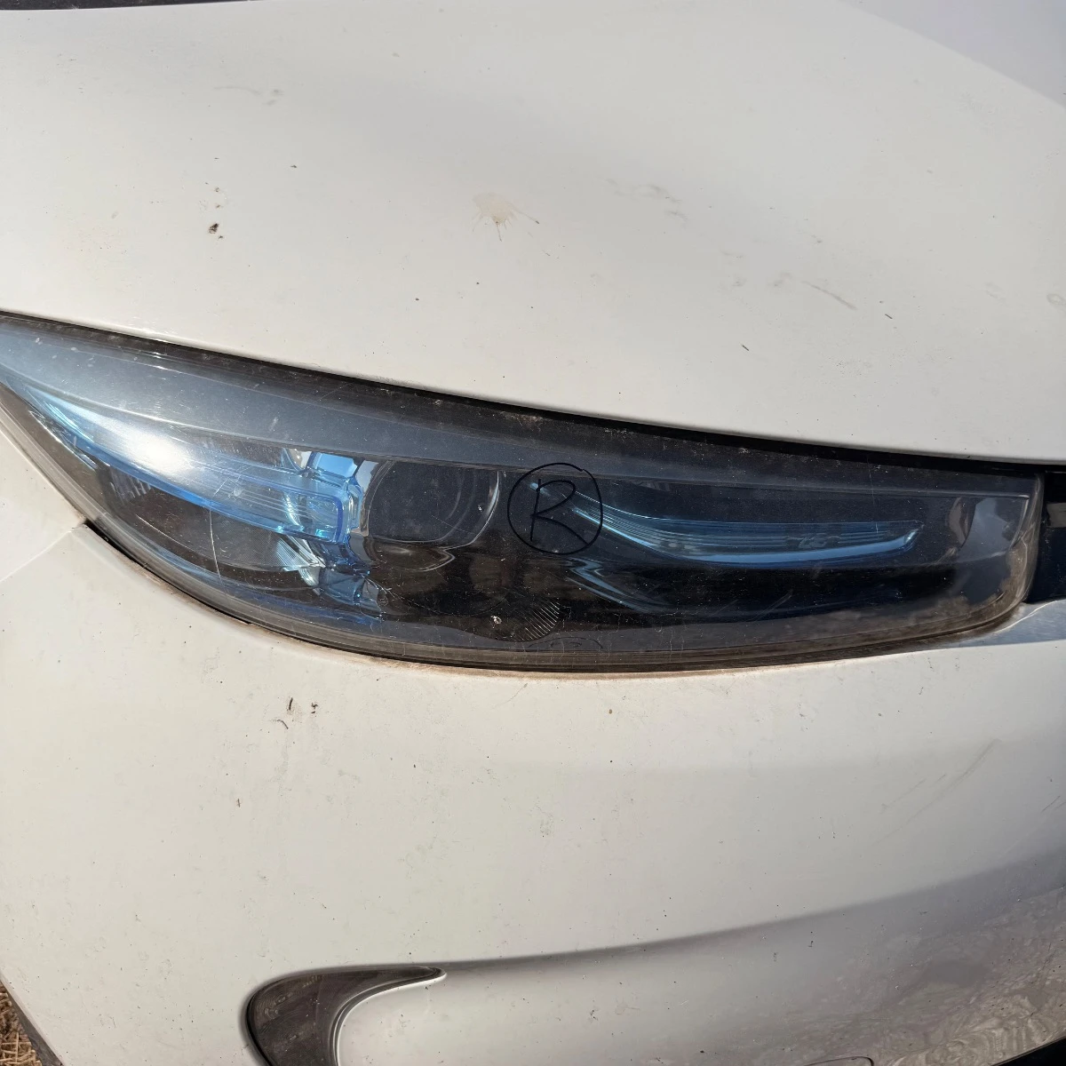 Десен фар за Renault Zoe 1288-1288