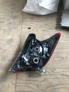 Оригинален ляв стоп за Toyota Yaris. 14-17, снимка 3 - Части - 53568443