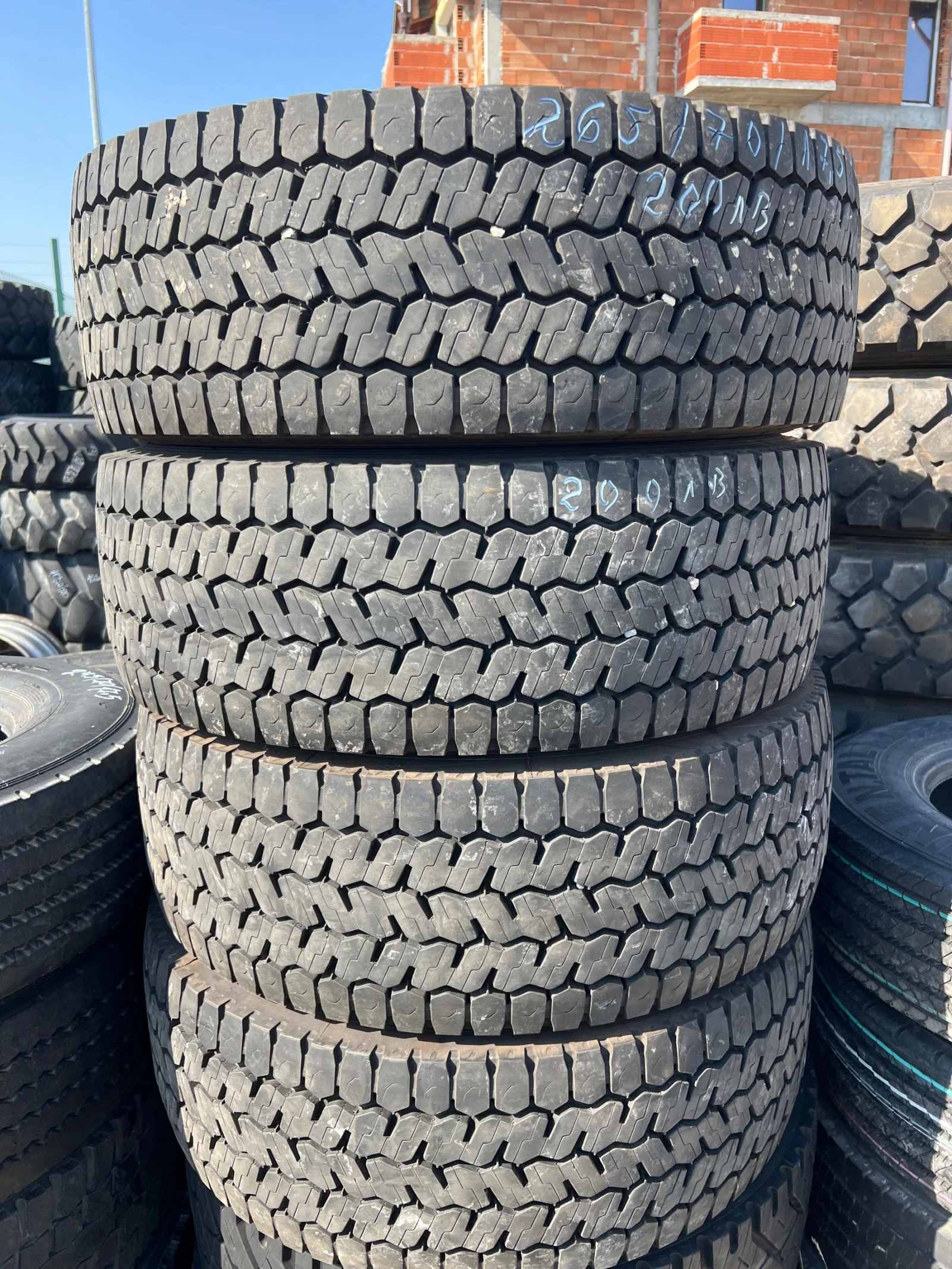Гуми 265/70R17.5 | Mobile.bg — изображение 1
