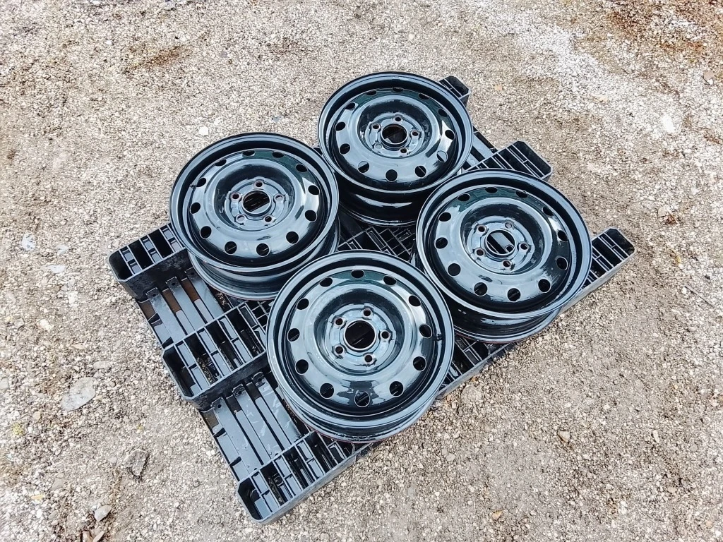 Джанти за Hyundai I30, снимка 2 - Гуми и джанти - 55805190