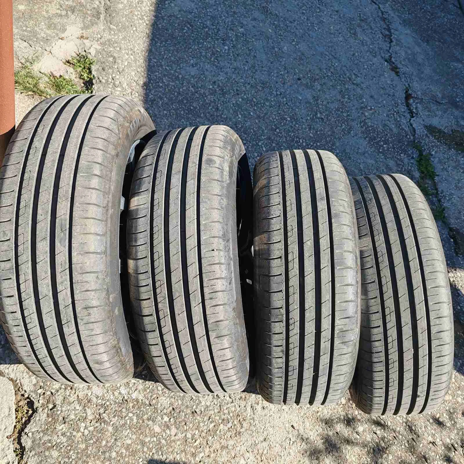 Гуми Летни 215/55R17
