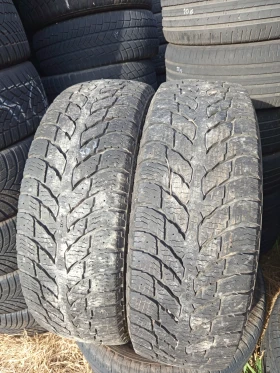 Гуми Всесезонни 245/70R17, снимка 2 - Гуми и джанти - 49276211