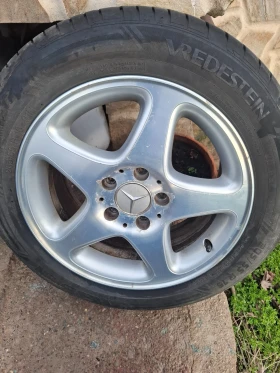 Гуми с джанти Vredestein 205/55R16, снимка 4 - Гуми и джанти - 49509900