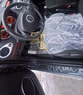 Renault Clio 1.2i 75к.с., снимка 14