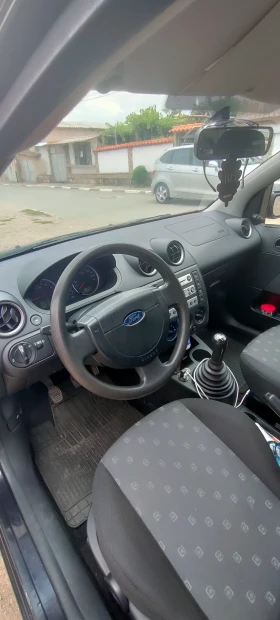 Ford Fiesta Газ, снимка 4