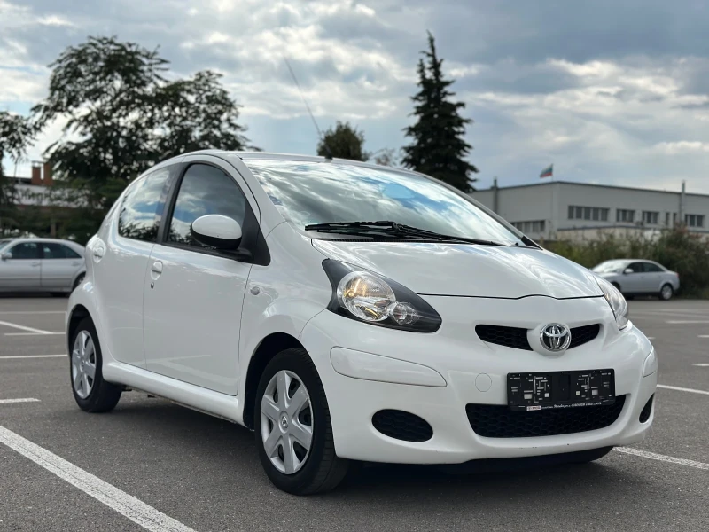 Toyota Aygo 1.0 VVT-i  Facelift, снимка 1 - Автомобили и джипове - 47401428