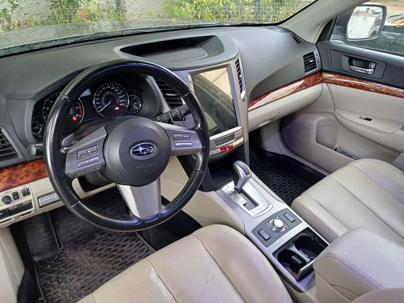 Subaru Outback 3.6, снимка 4 - Автомобили и джипове - 48312273