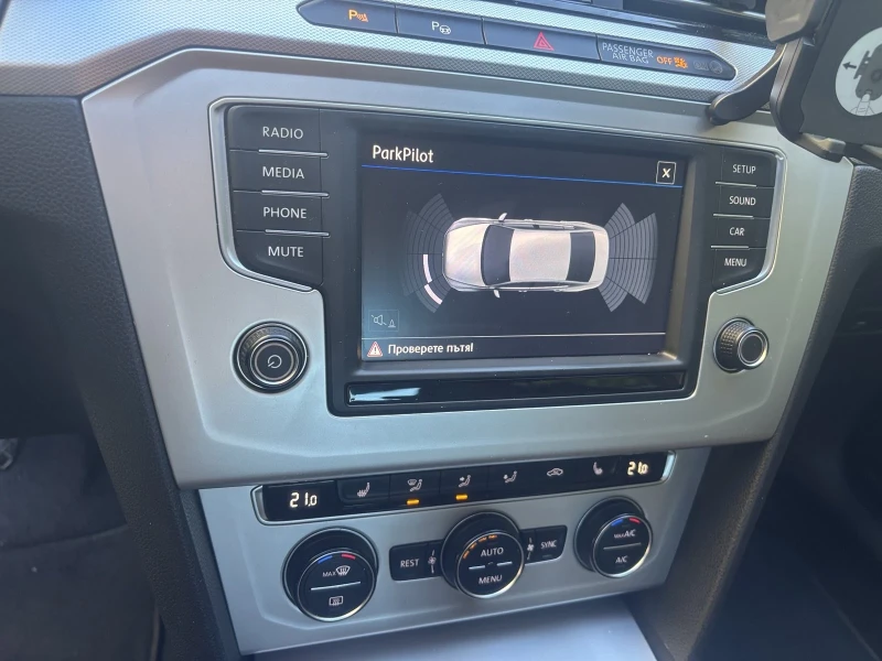 VW Passat, снимка 8 - Автомобили и джипове - 52353674