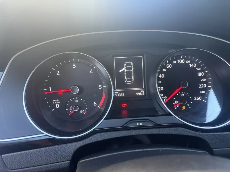 VW Passat, снимка 7 - Автомобили и джипове - 52353674