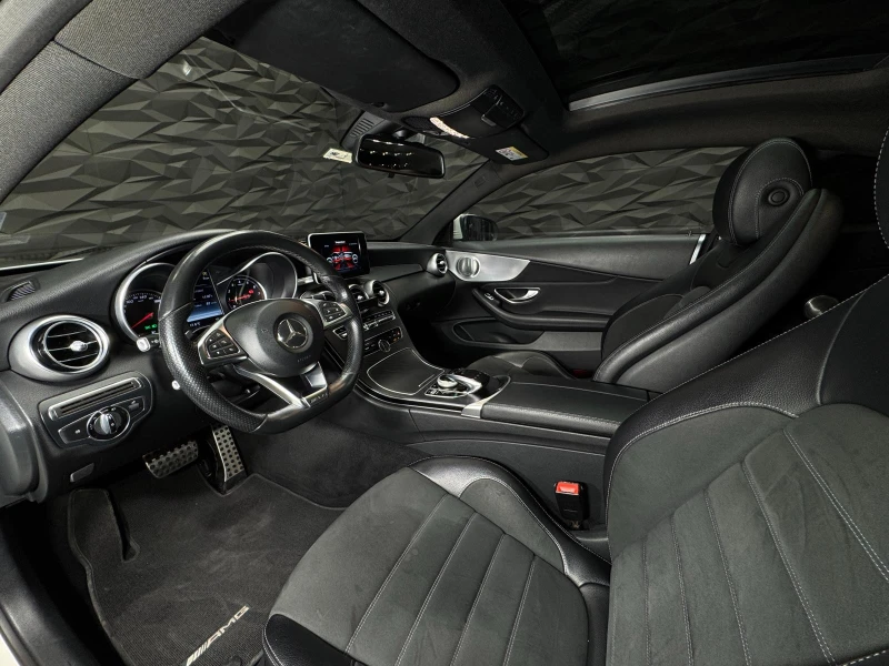 Mercedes-Benz C 250 AMG Line* Pano* Burmester* Camera, снимка 7 - Автомобили и джипове - 52479612