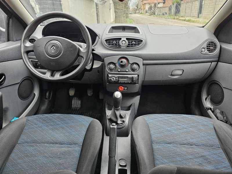 Renault Clio 1.5 dci, снимка 3 - Автомобили и джипове - 52899964