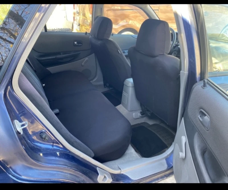 Mazda 323 Mazda 323F  Fecelift, снимка 6 - Автомобили и джипове - 53114130