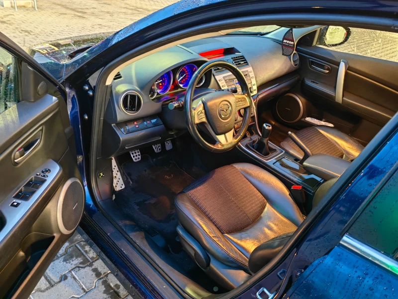 Mazda 6 2.5 lpg, снимка 8 - Автомобили и джипове - 53328664