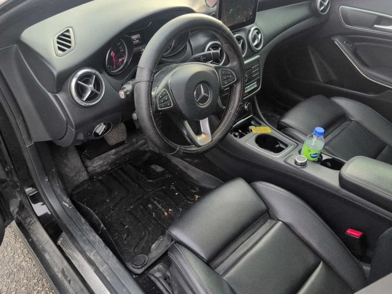 Mercedes-Benz CLA 250 4MATIC * ПАНОРАМА* ПОДГРЕВ* ДВА ЧИФТА ГУМИ/ДЖАНТИ*, снимка 7 - Автомобили и джипове - 53380989