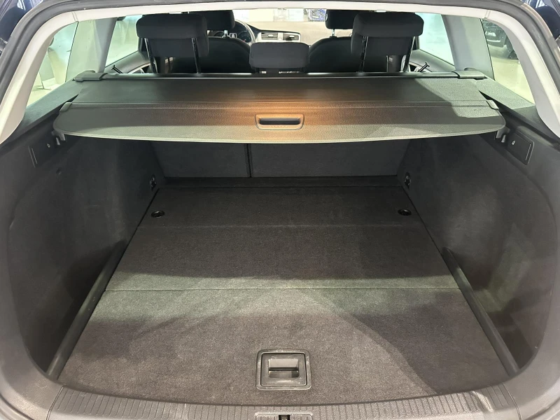 VW Golf Variant Trendline 1.6 TDI , снимка 4 - Автомобили и джипове - 53505707